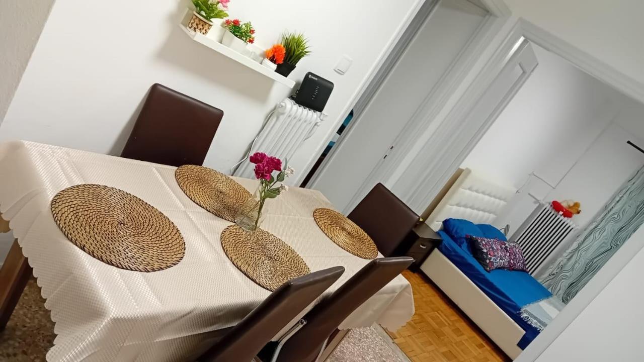 Appartement Tout Confort Athen Eksteriør billede